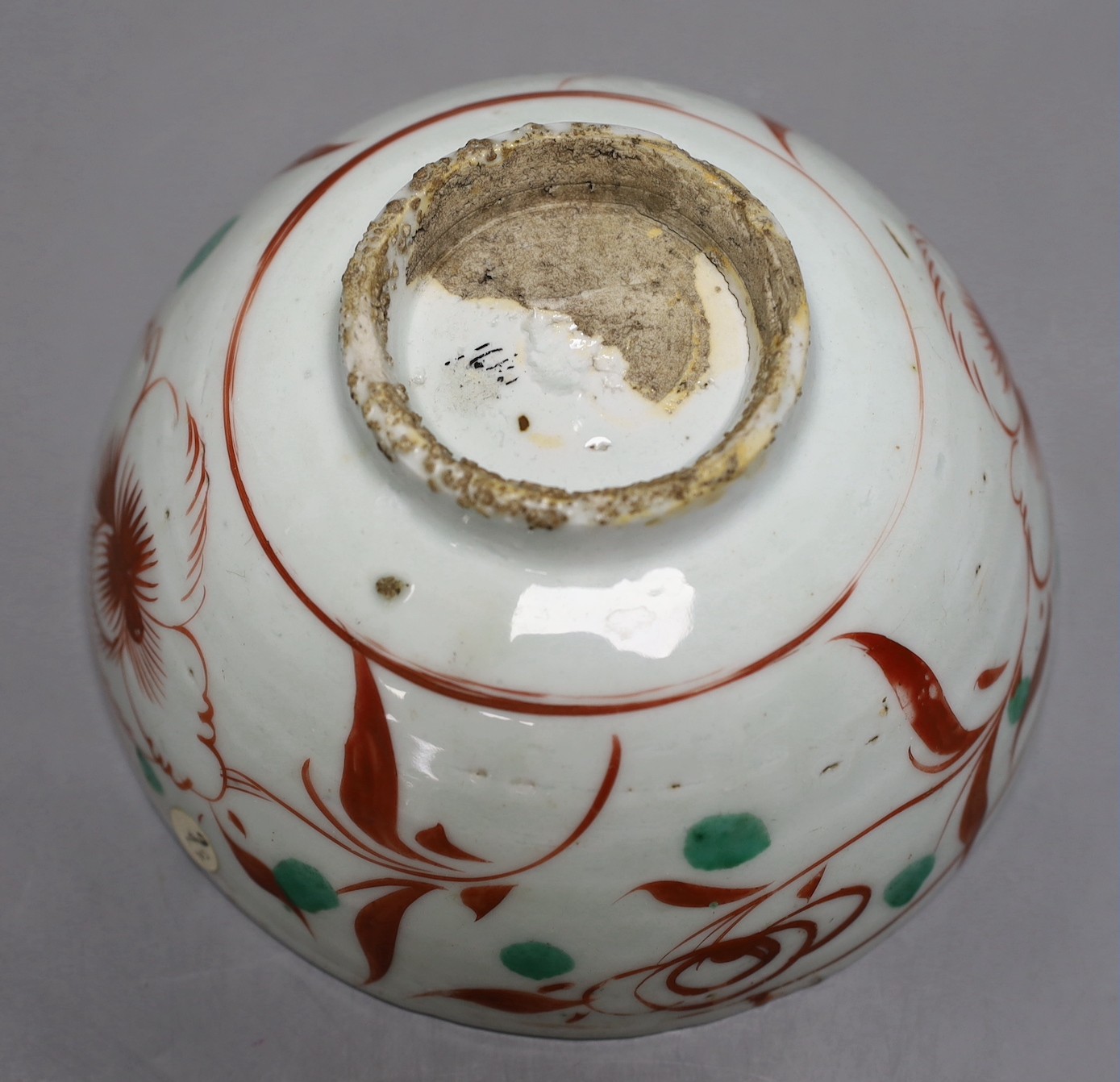 A Chinese Swatow enamelled bowl, Zhangzhou kilns, 17th century, 19.5cms diameter